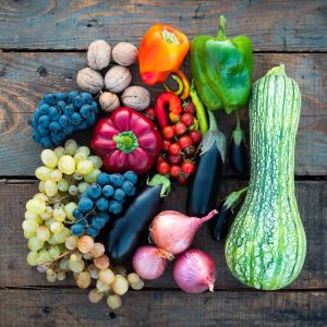 kırmızı biber, kuru soğan, kabak, patlıcan, üzüm, ceviz, meyveler, renk renk beslenme, antioksidan, meyve, sebze