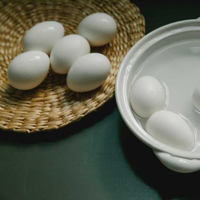 beyaz yumurtalar, haşlama, haşlanmış yumurta, kaynamış yumurta