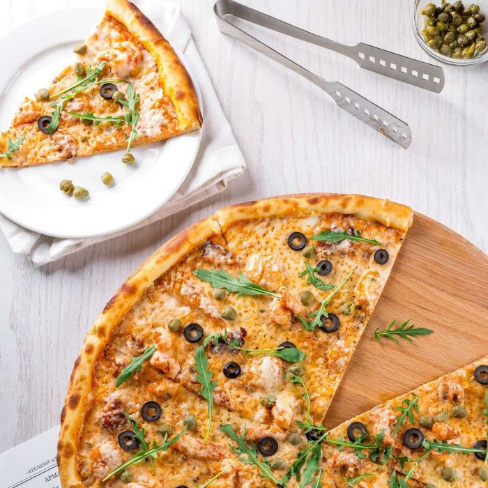 pitsa, pizza, diyet pizza, diyet hamur işleri, evde pizza tarifi, İtalyan yemekleri