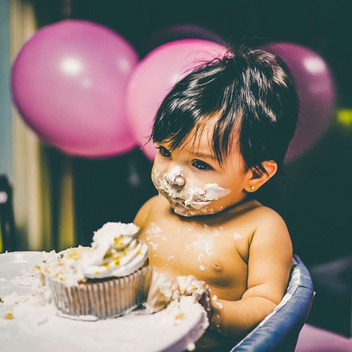 bebek, pasta, doğum günü, balon, kutlama, evde bebeğe cemiyet, tatlı, komik